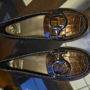 Stuart Weitzman Brown Flats with Glossy Croc-Embossed Design